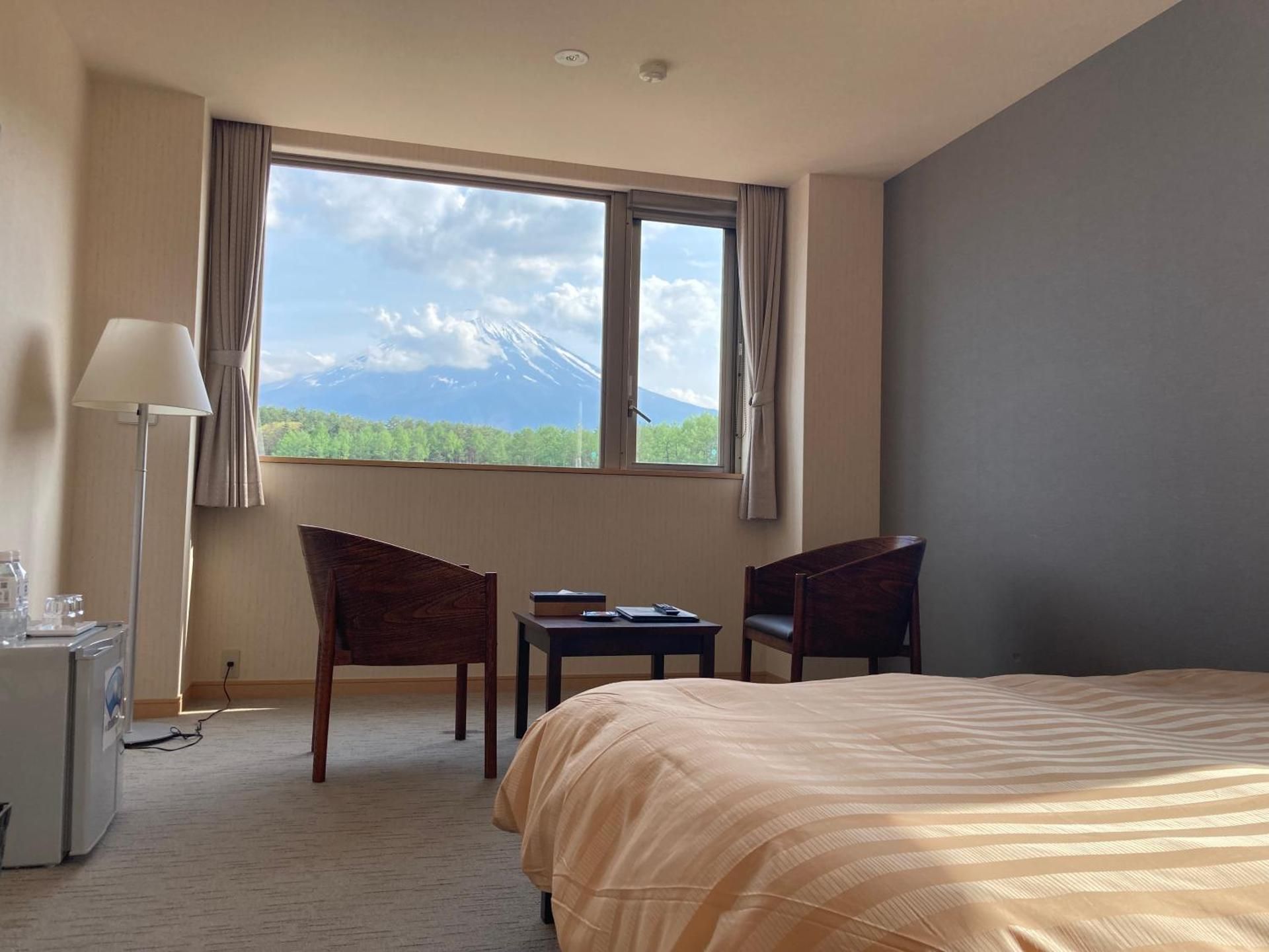 Twin Room with Shared Bathroom - Non-Smoking