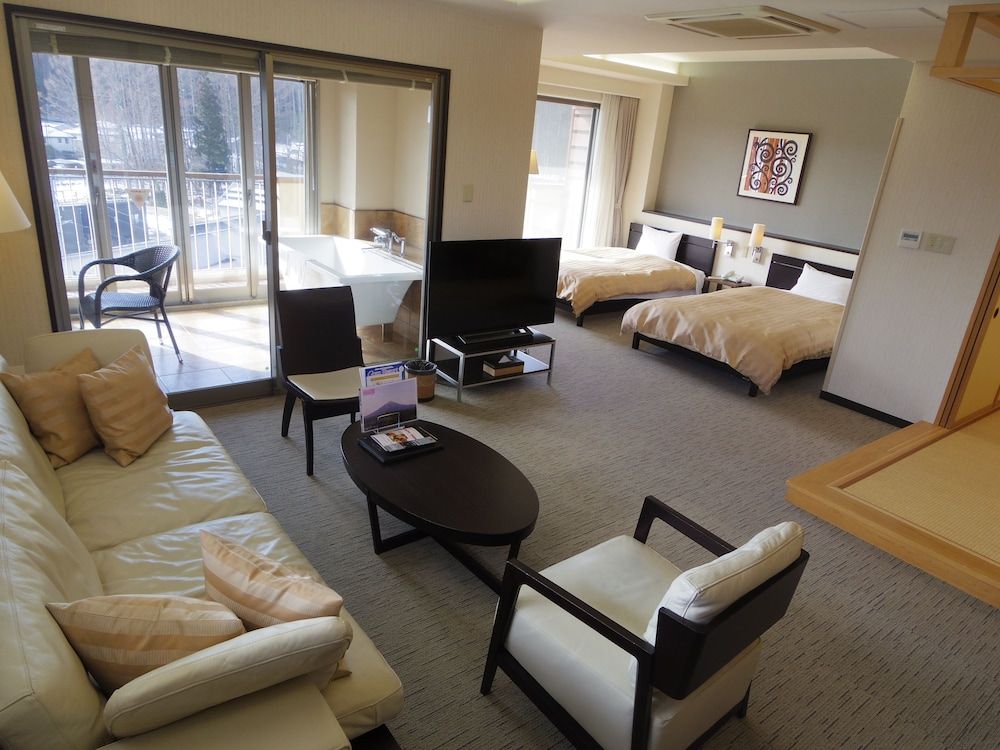 The Gran Resort Princess Fujikawaguchiko Special Room, Non Smoking, Mt.Fuji View, 61.20 Square Meter 2