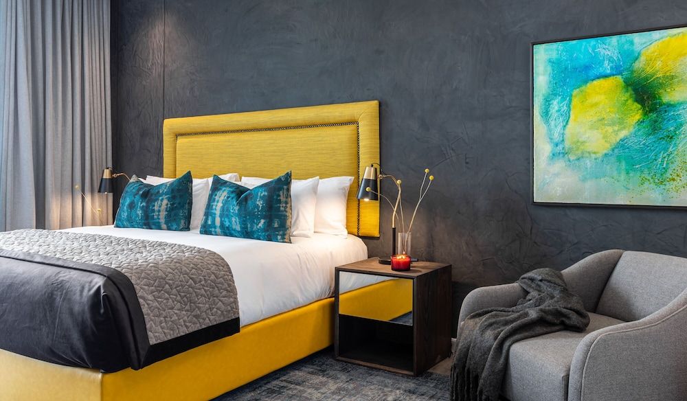 undefined O' Two Hotel 3