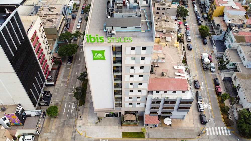 undefined ibis Styles Lima San Isidro 10