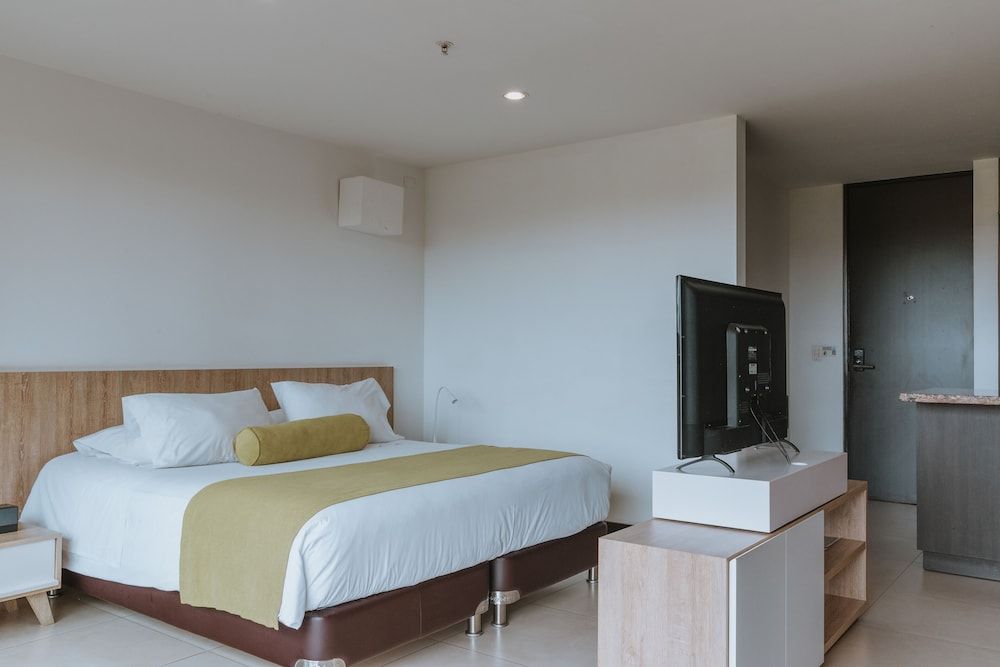 Travelers Rio Verde Living Suites Studio 5