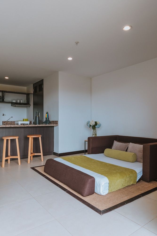 Travelers Rio Verde Living Suites Studio 19