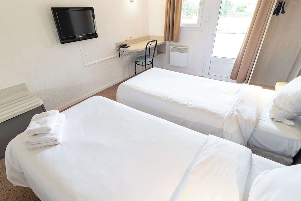 Kyriad Direct Auxerre Appoigny Standard Room, 2 Twin Beds 5