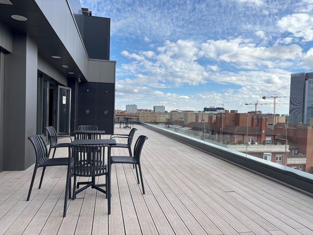 undefined Four Points Flex by Sheraton Madrid Atocha 9