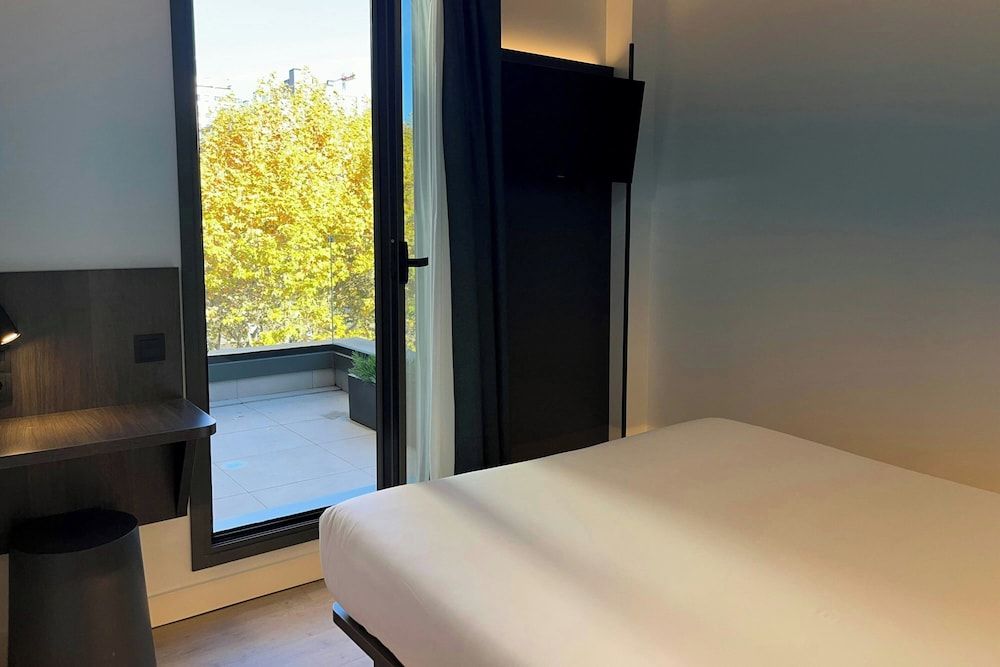 undefined Four Points Flex by Sheraton Madrid Atocha 8