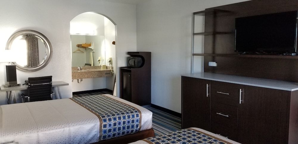Standard Double Room, 2 Queen Beds, Non Smoking