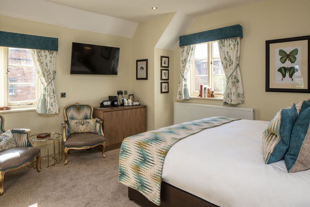 The Tudor House Hotel, Tewkesbury, Gloucestershire Classic Double Room 10