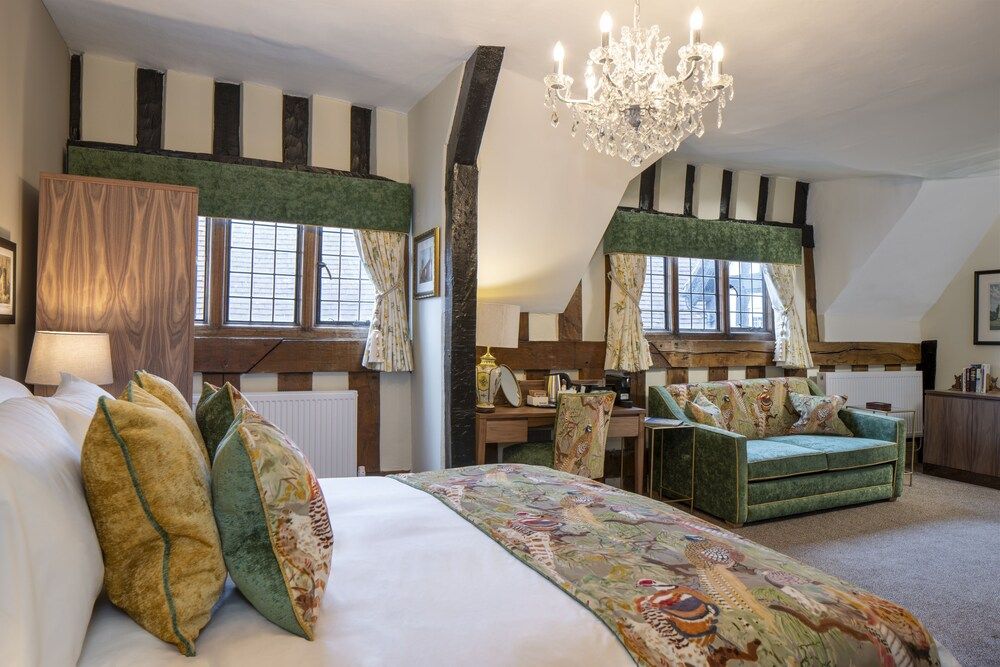 The Tudor House Hotel, Tewkesbury, Gloucestershire Deluxe Double Room 11