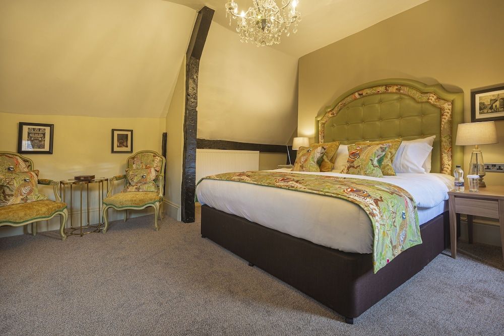 The Tudor House Hotel, Tewkesbury, Gloucestershire Deluxe Double Room 3