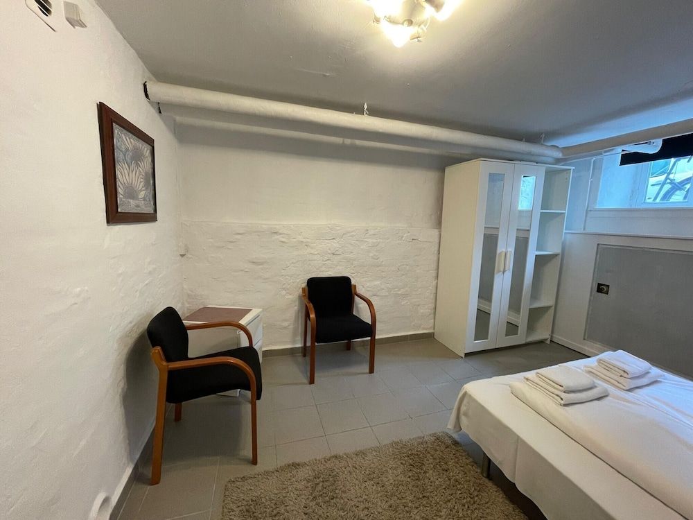 Hotel M18 Economy Double Room 2