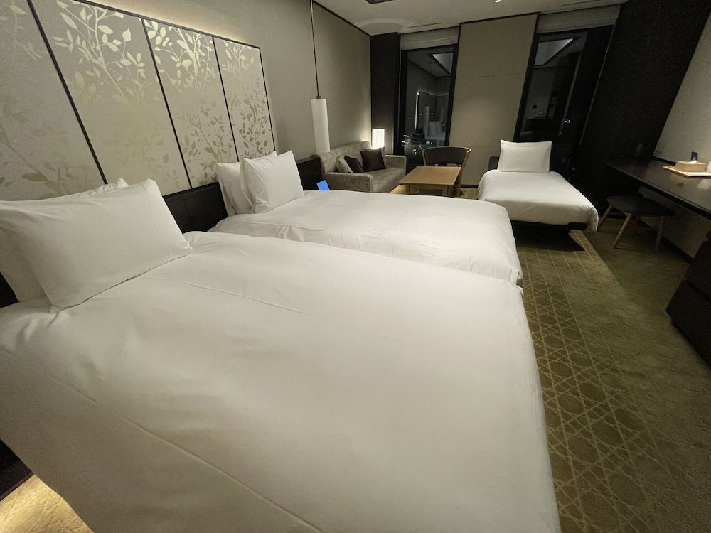 Portom International Hokkaido Superior Triple Room 2