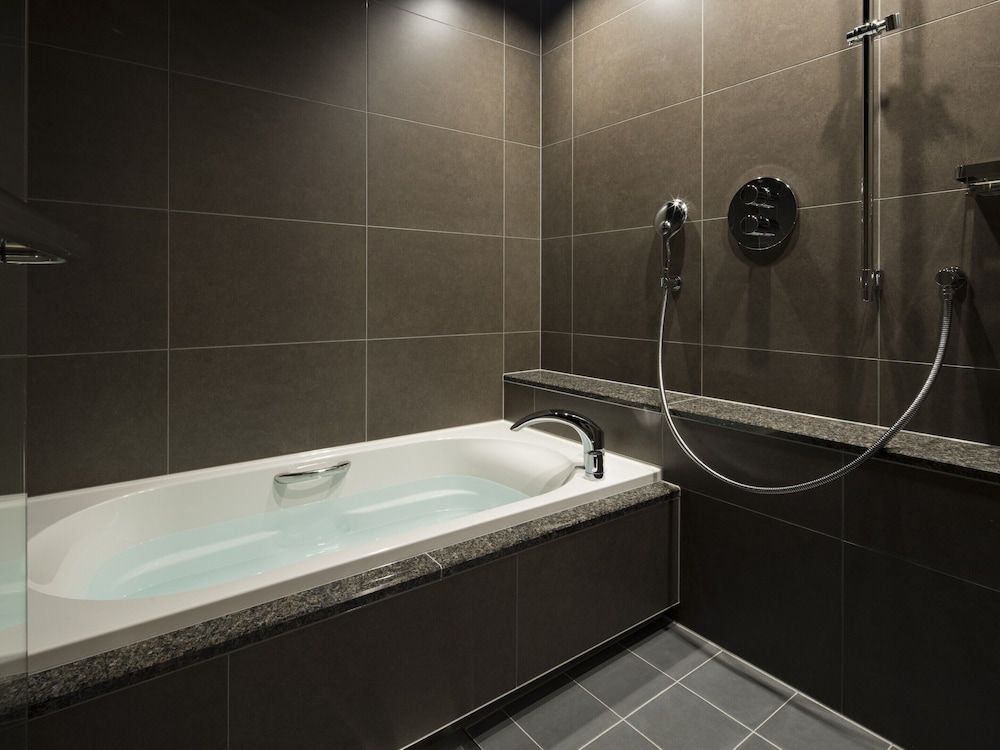 Portom International Hokkaido Superior Triple Room 4