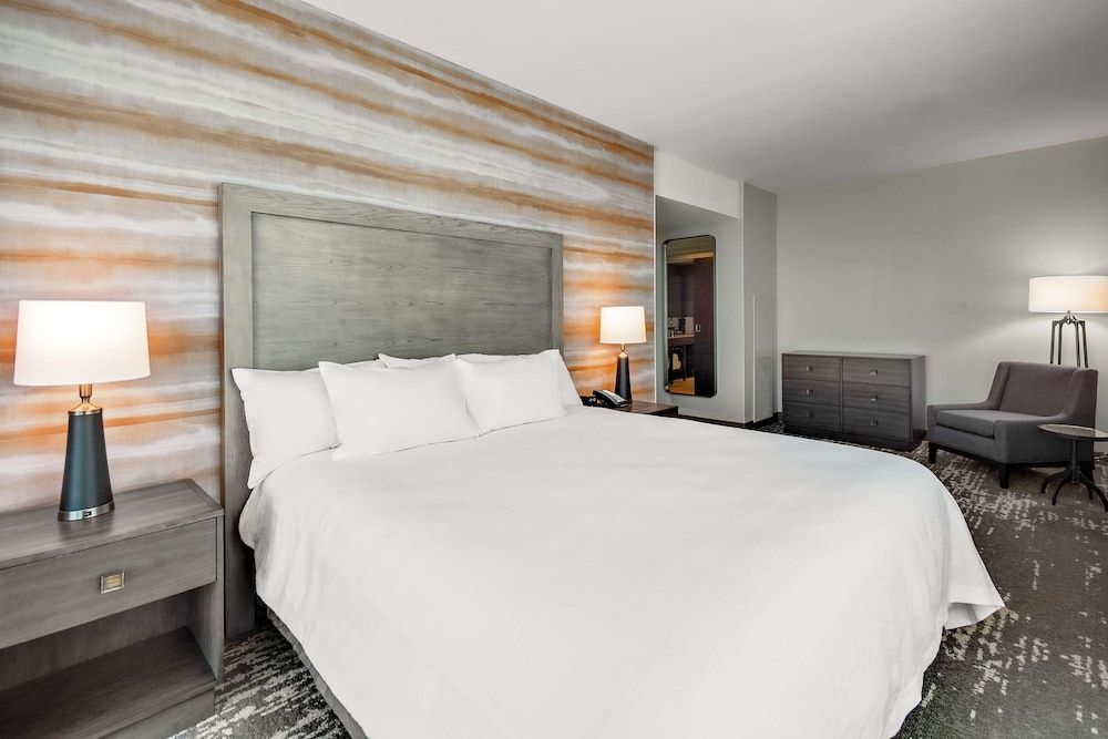 Premium Suite, 1 King Bed