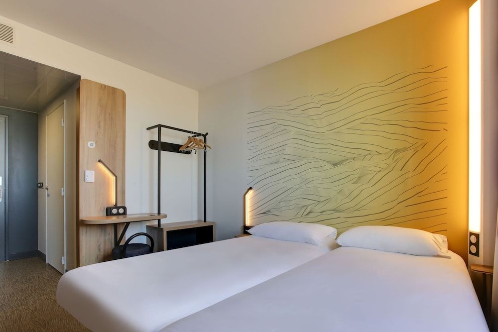 B&B HOTEL Reims Croix Blandin Twin Room 4