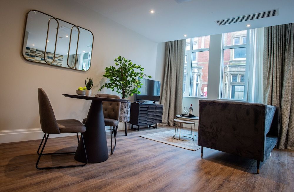 The Gresham Aparthotel Deluxe Studio 15