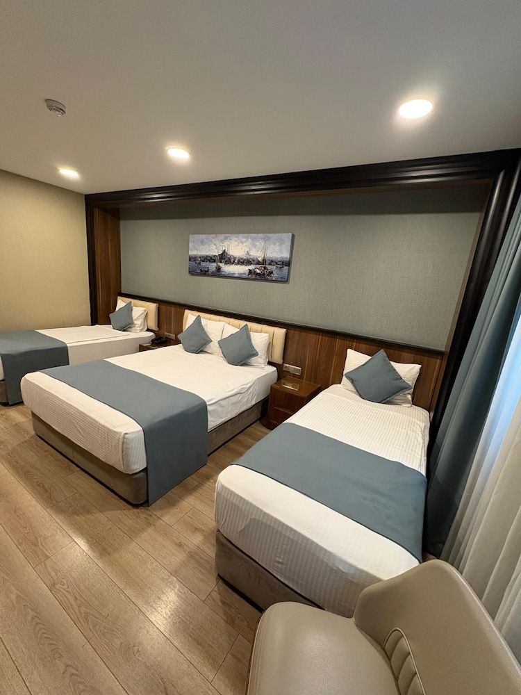 Standard Quadruple Room