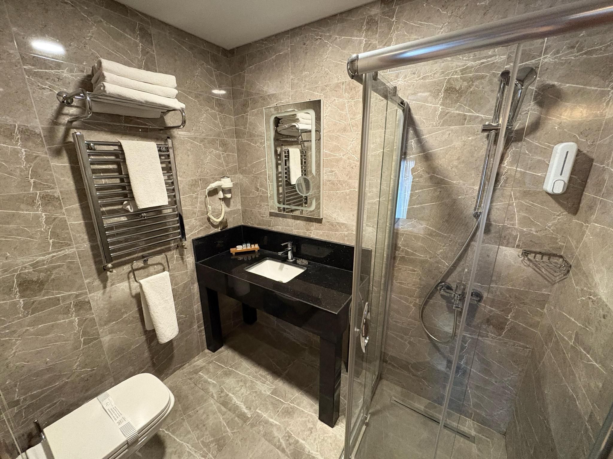 undefined Valens Hotel Downtown 8