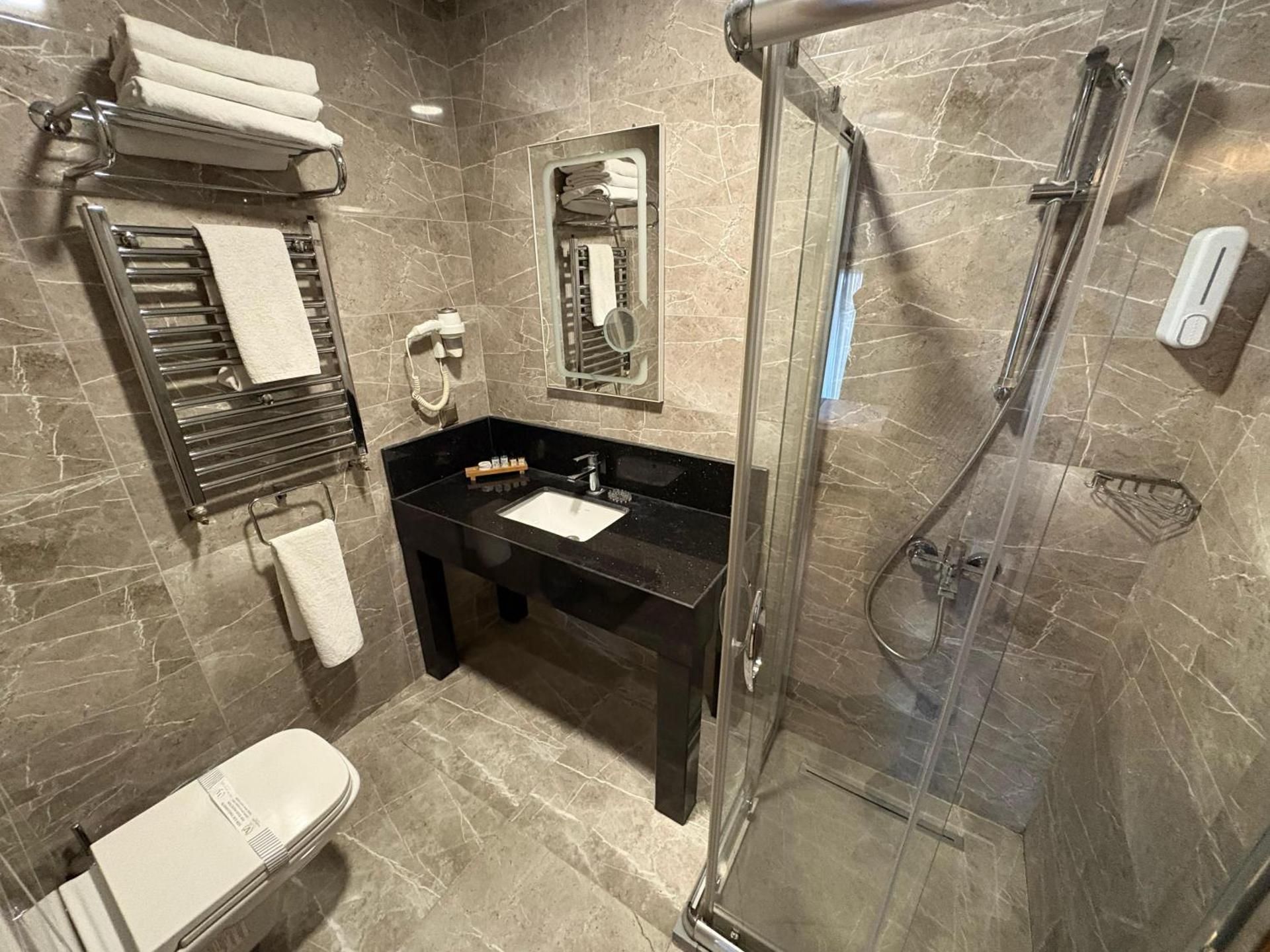 undefined Valens Hotel Downtown 5