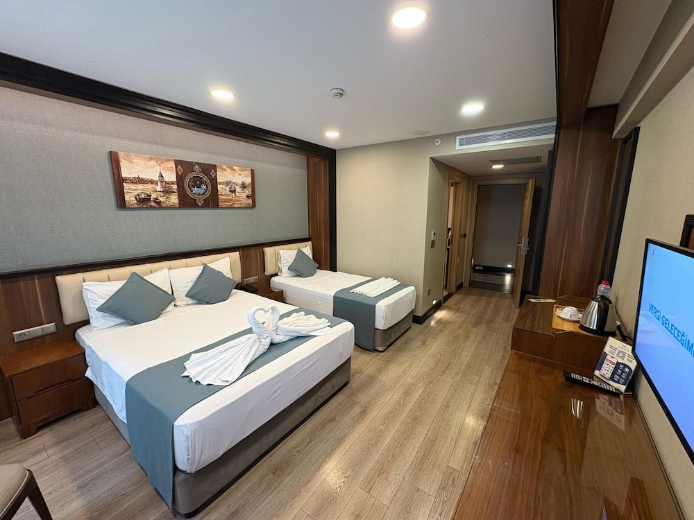 undefined Valens Hotel Downtown 10