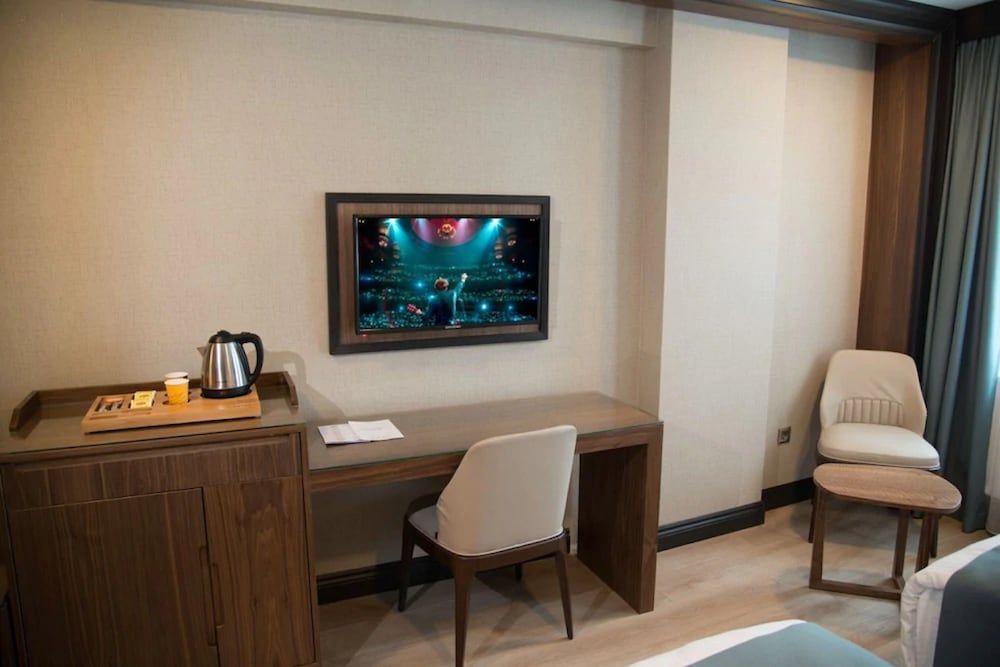 Valens Hotel Downtown Standard Double or Twin Room 9