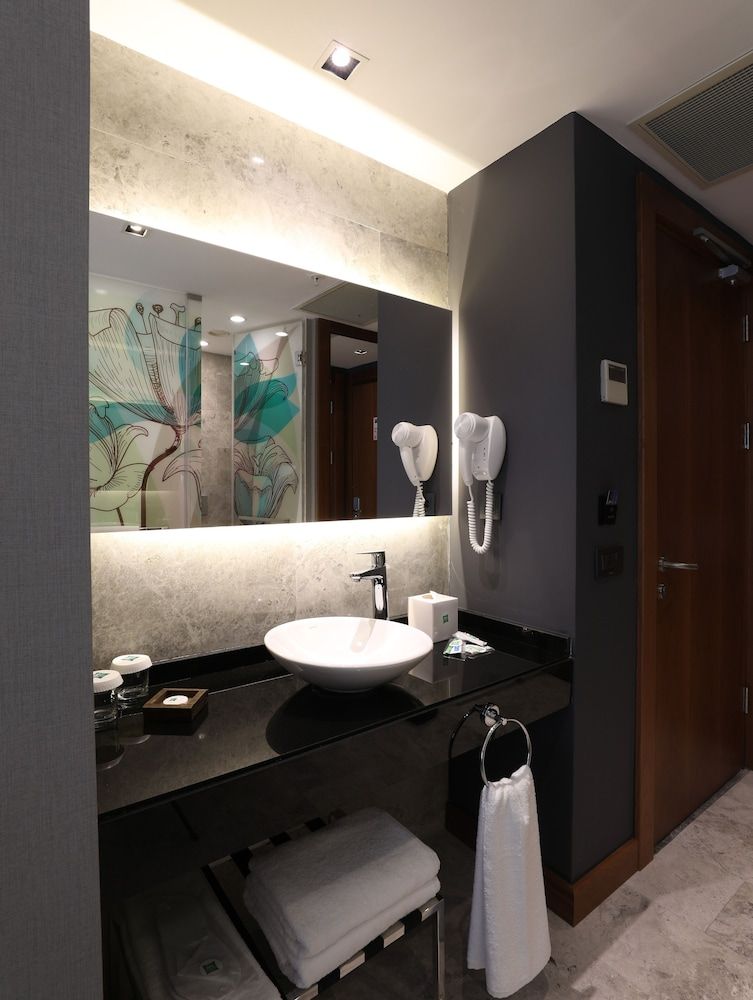 ibis Styles Istanbul Atasehir Standard Twin Room, 2 Twin Beds