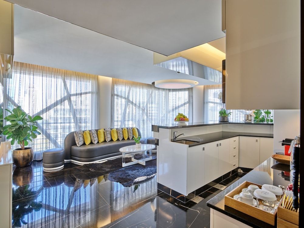 undefined Sodeco Suites 4
