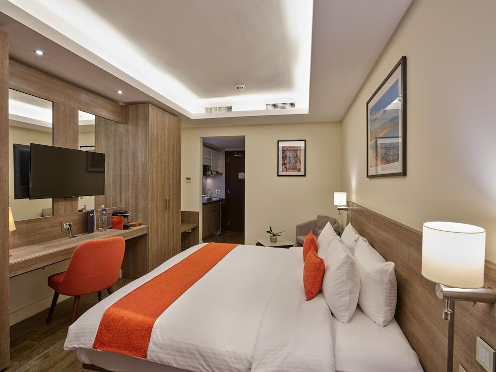 undefined Sodeco Suites 10
