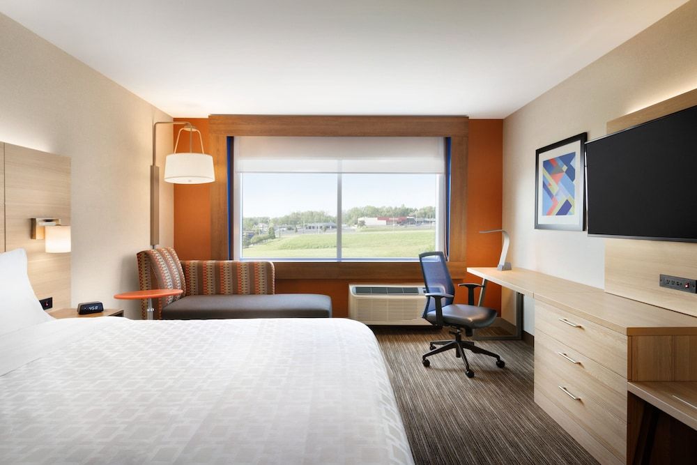 Standard Room, 1 King Bed