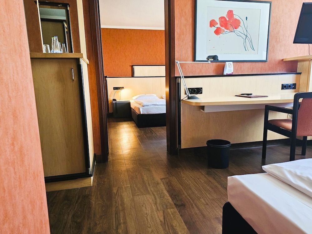 Arvena Park Das Hotel am Franken-Center Family Room 3