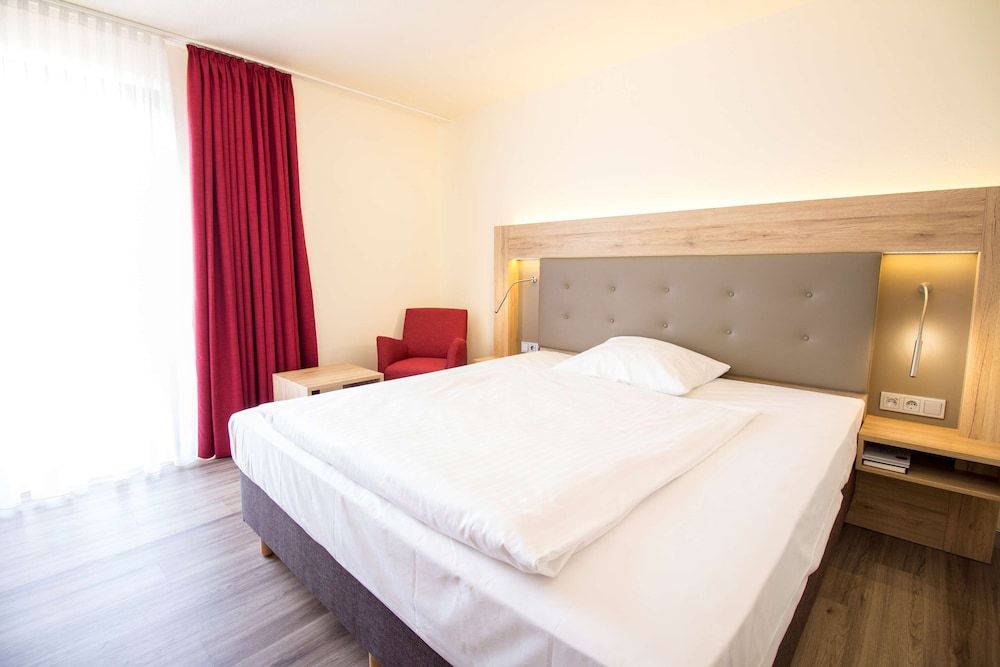 Arvena Park Das Hotel am Franken-Center Standard Twin Room
