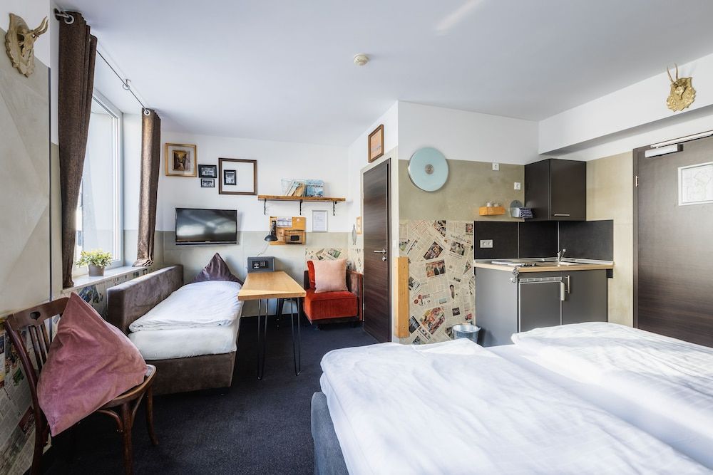 aappartel boardinghouse city center Quadruple Room 2