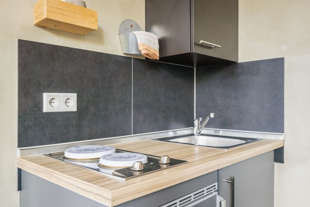 aappartel boardinghouse city center Triple Room 5