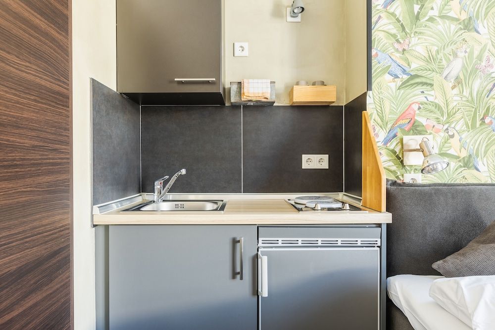 aappartel boardinghouse city center Double Room 6