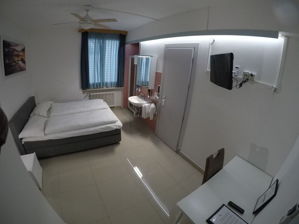 undefined Hotel San Carlo 2