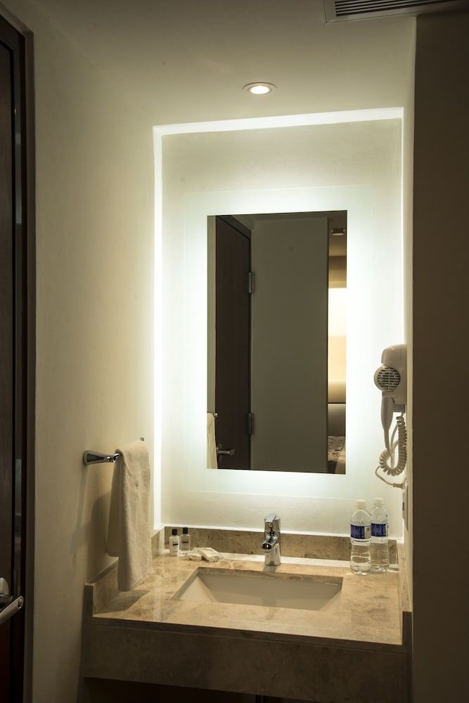 Lithio Hotel Standard Room, 1 Queen Bed 5