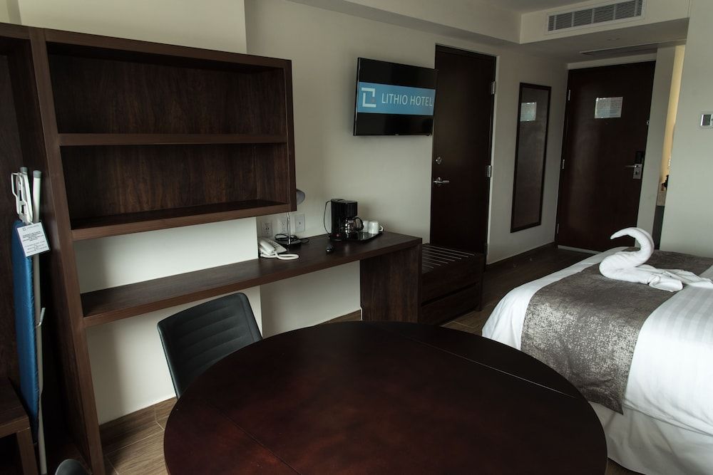 Lithio Hotel Comfort Room 2