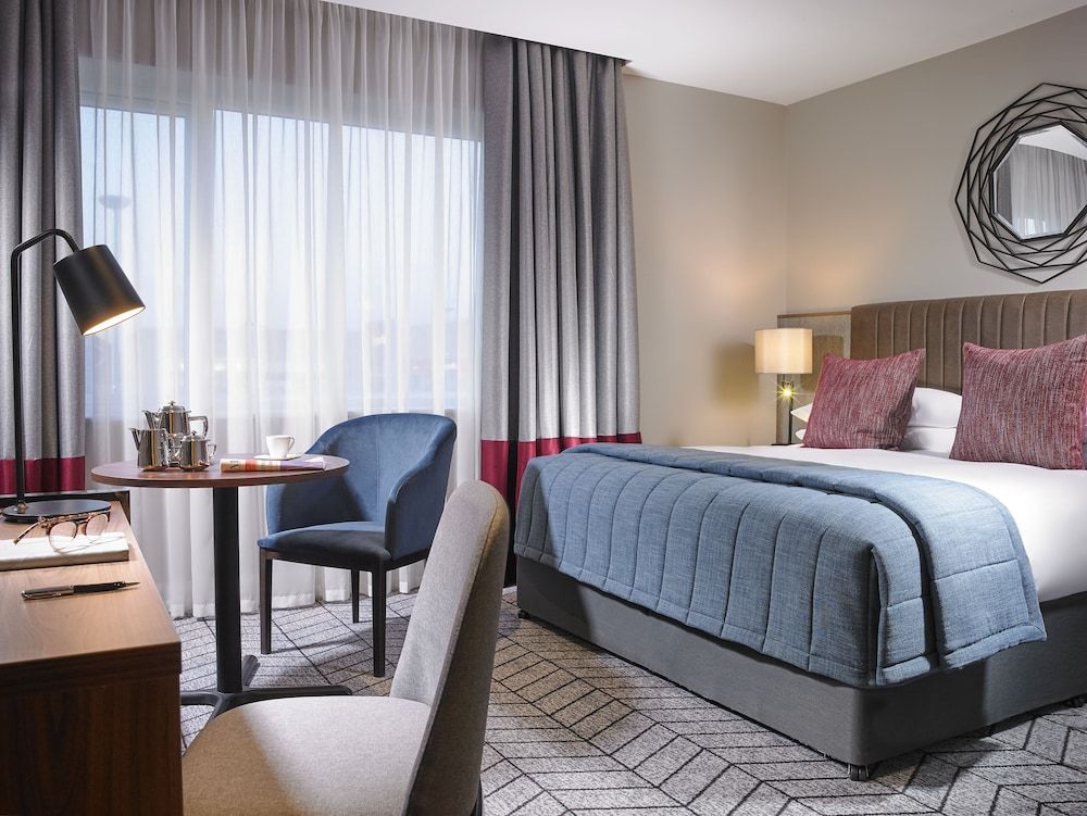 Standard Room, 1 King Bed, Accessible