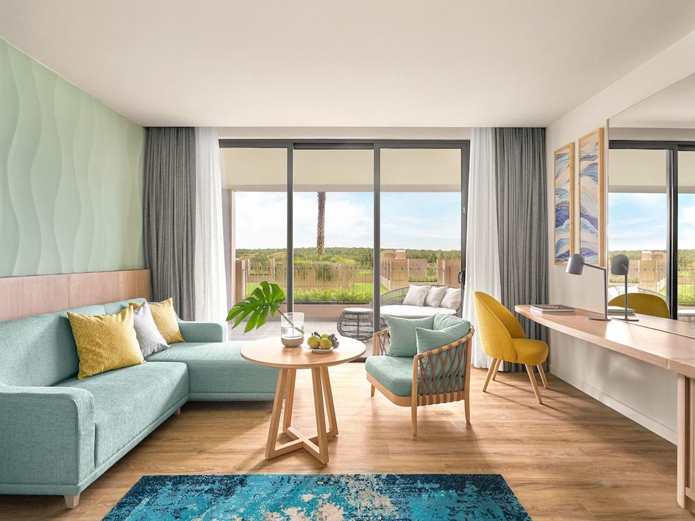 Standard Room, 2 Twin Beds, Smoking (Cabana, Forest View)