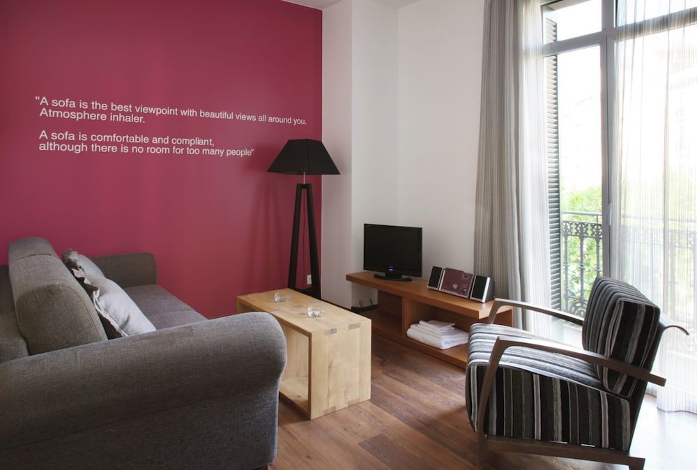 MH Apartments Suites