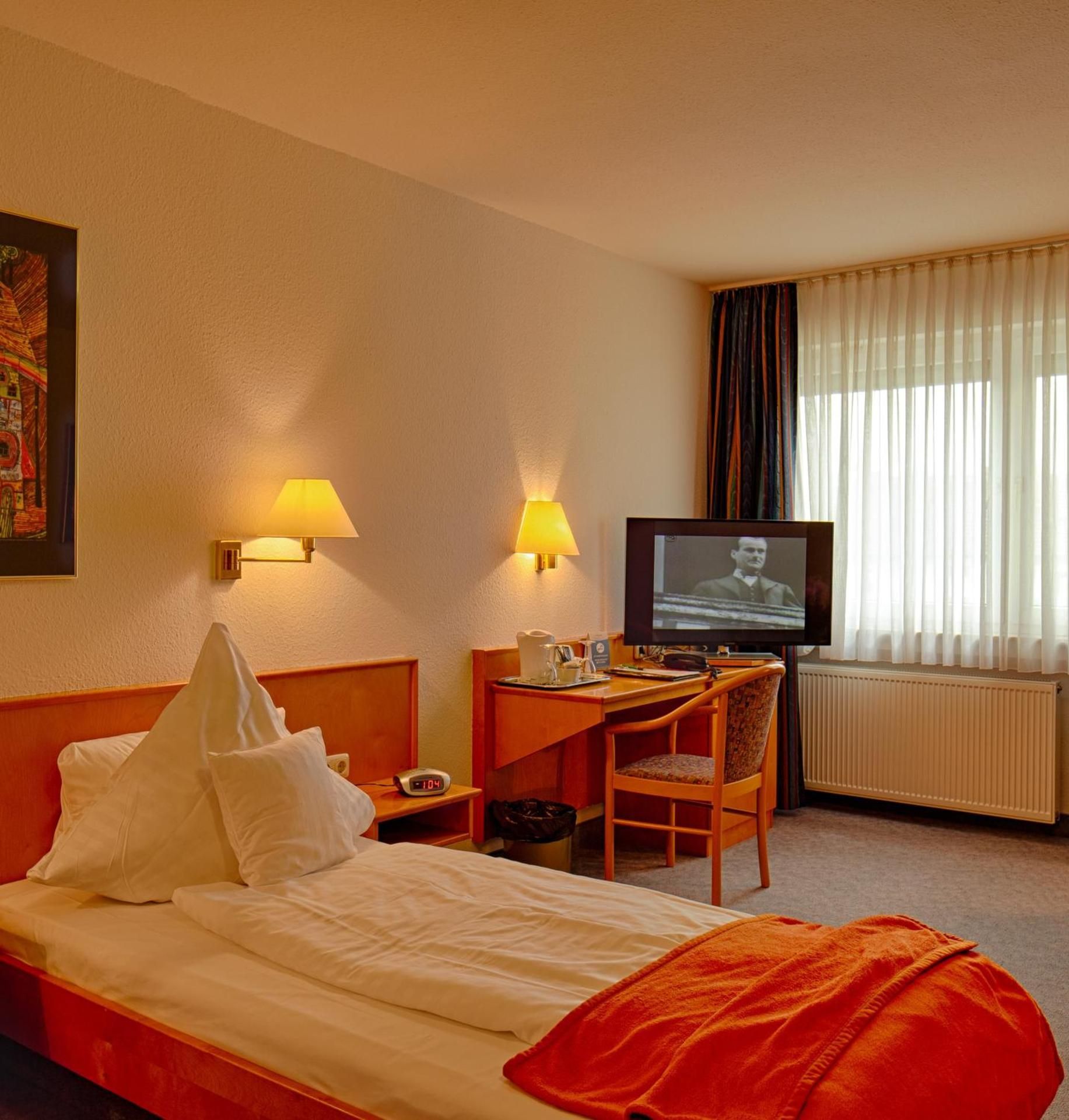 Economy Single Room