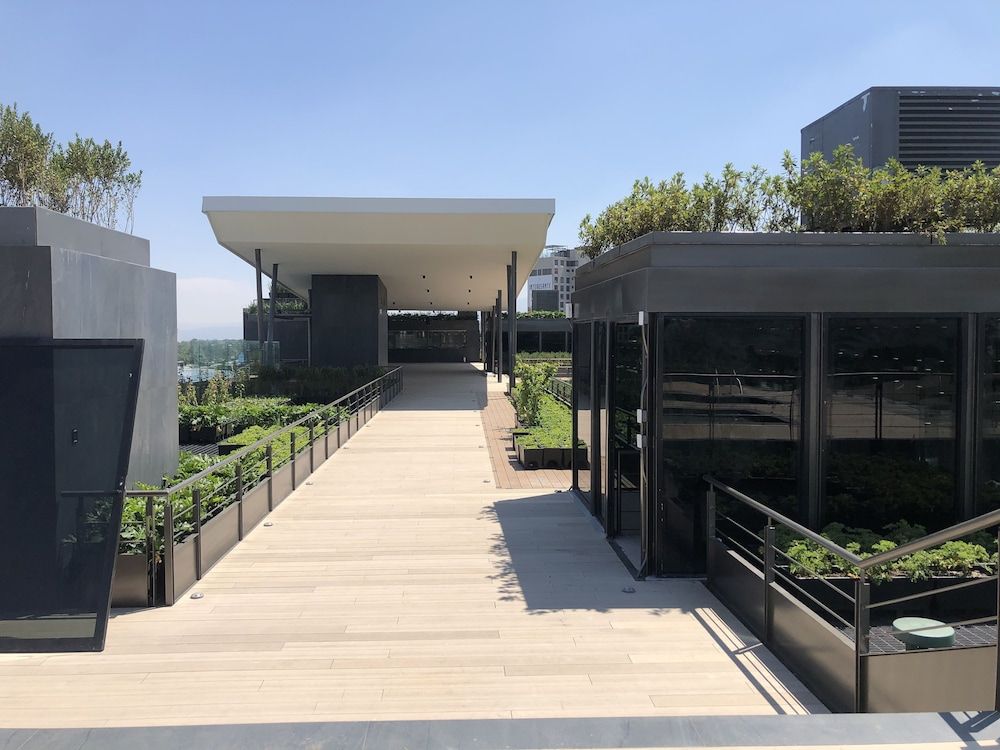 undefined Galeria Plaza San Jeronimo 9