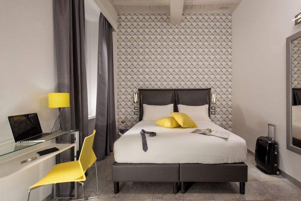 GCF Luxury Suites, Guest House Deluxe Double or Twin Room 9