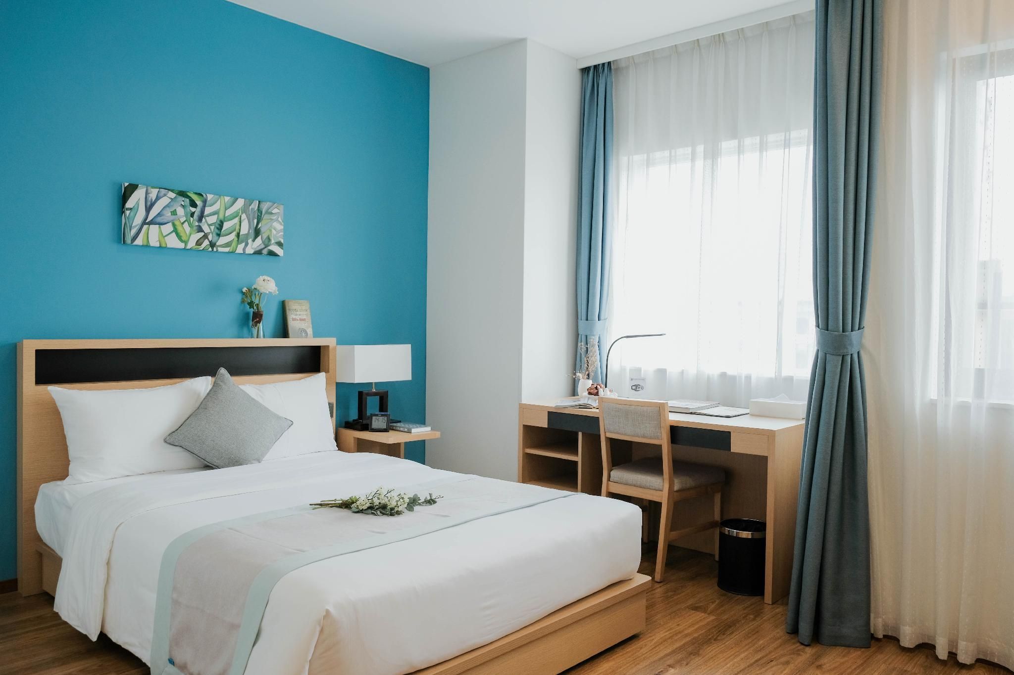 Roygent Parks Hanoi Residential Standard Double 2