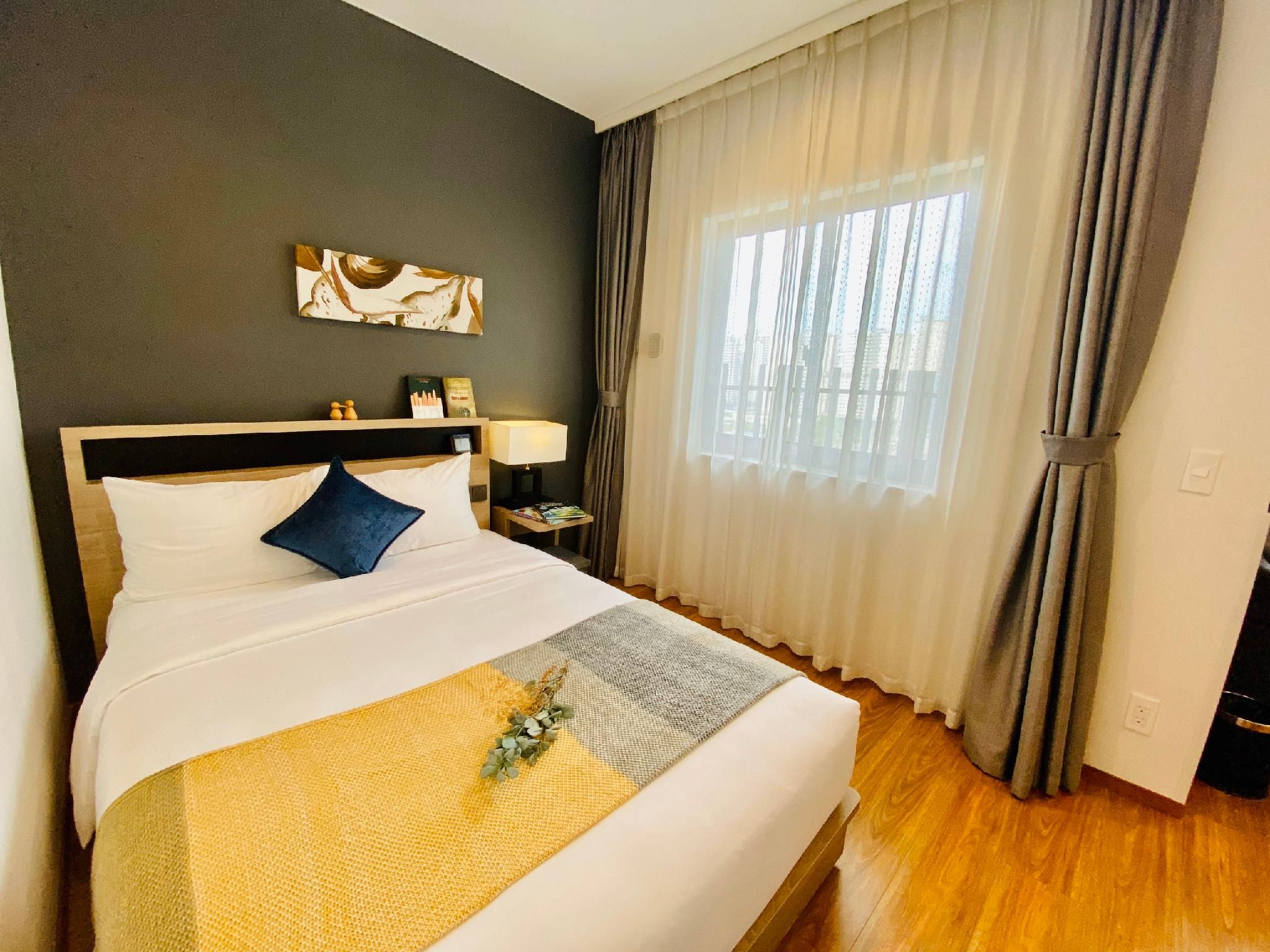 Roygent Parks Hanoi Residential Standard Double 4