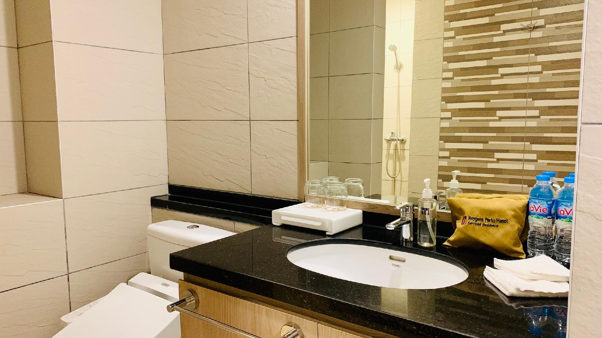 Roygent Parks Hanoi Residential Standard Double 7