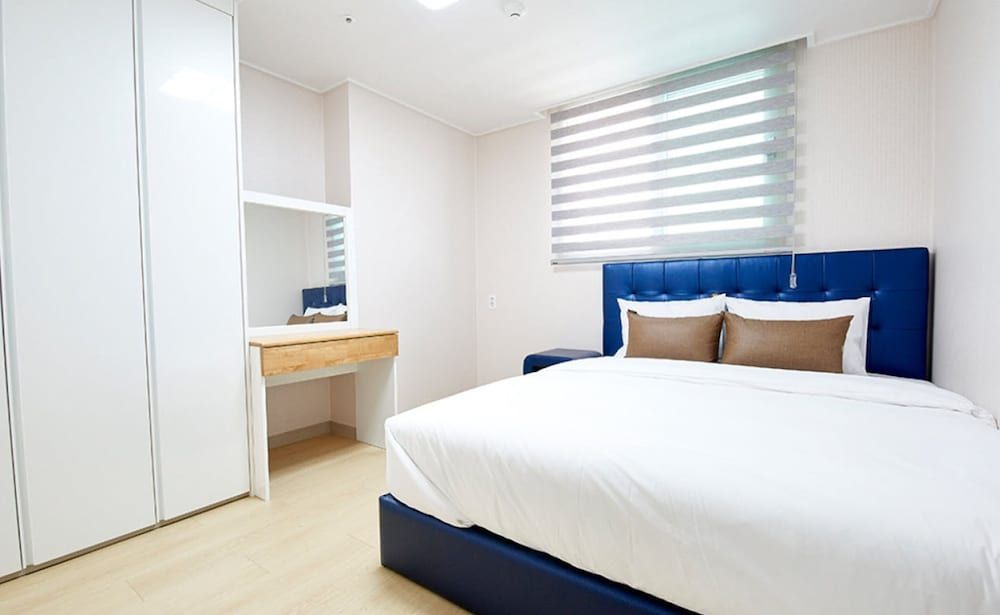 The Port Hotel Busan Family Double Room