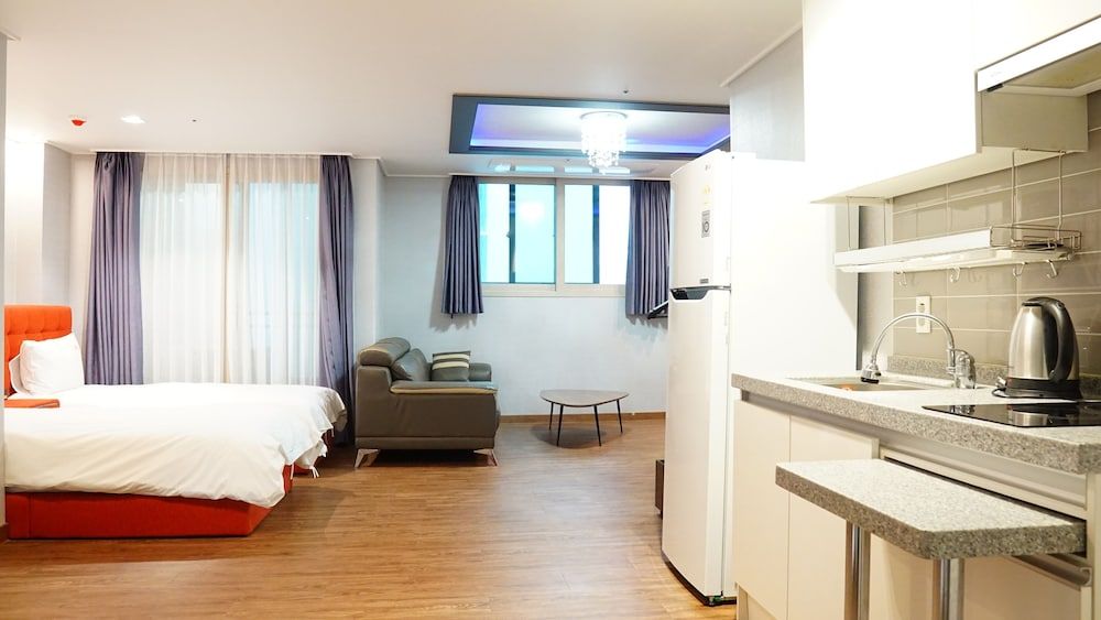 The Port Hotel Busan Family Twin Room 2