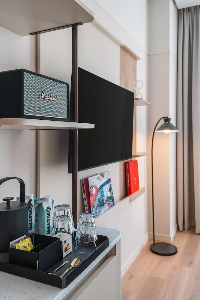 The Social Hub Barcelona Poblenou Comfort Double Room 8