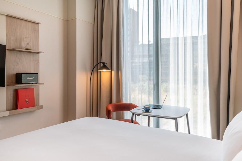 The Social Hub Barcelona Poblenou Comfort Double Room 3