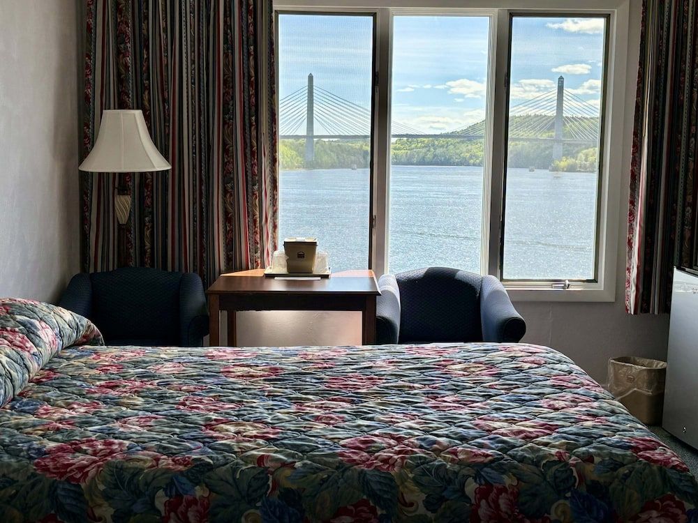 Fort Knox Park Inn Room, 2 Double Beds, River View (Double extra long beds) 2